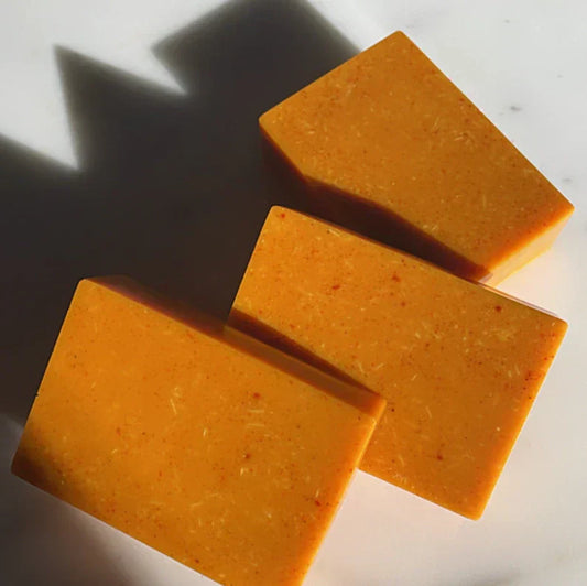 TURMERIC BRIGHTENING SOAP BUY 1 GET 1 FREE